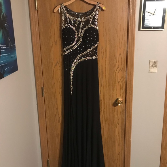 Tiffany Designs Dresses & Skirts - Beautiful Black Long Dress